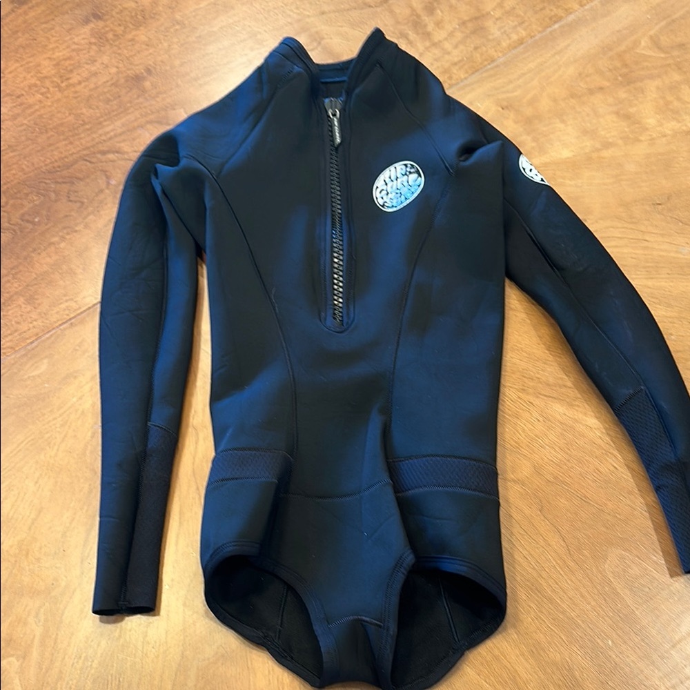 Rip Curl Girls/junior  G-Bomb 1mm Classic Long Sleeve Springsuit Wetsuit size 4